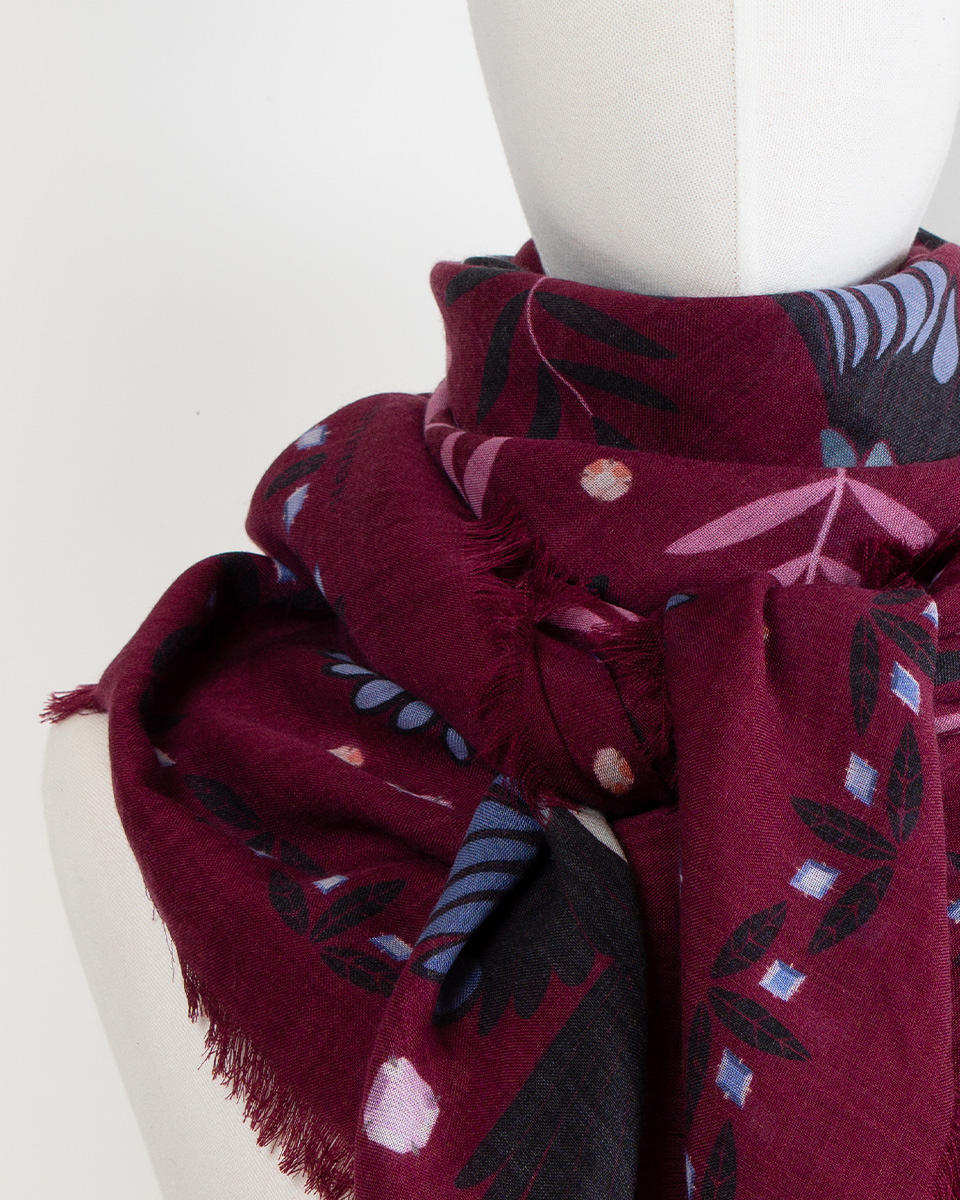 lechalebleu-fw23-home-categories-wool-and-cashmere-shawls-2024