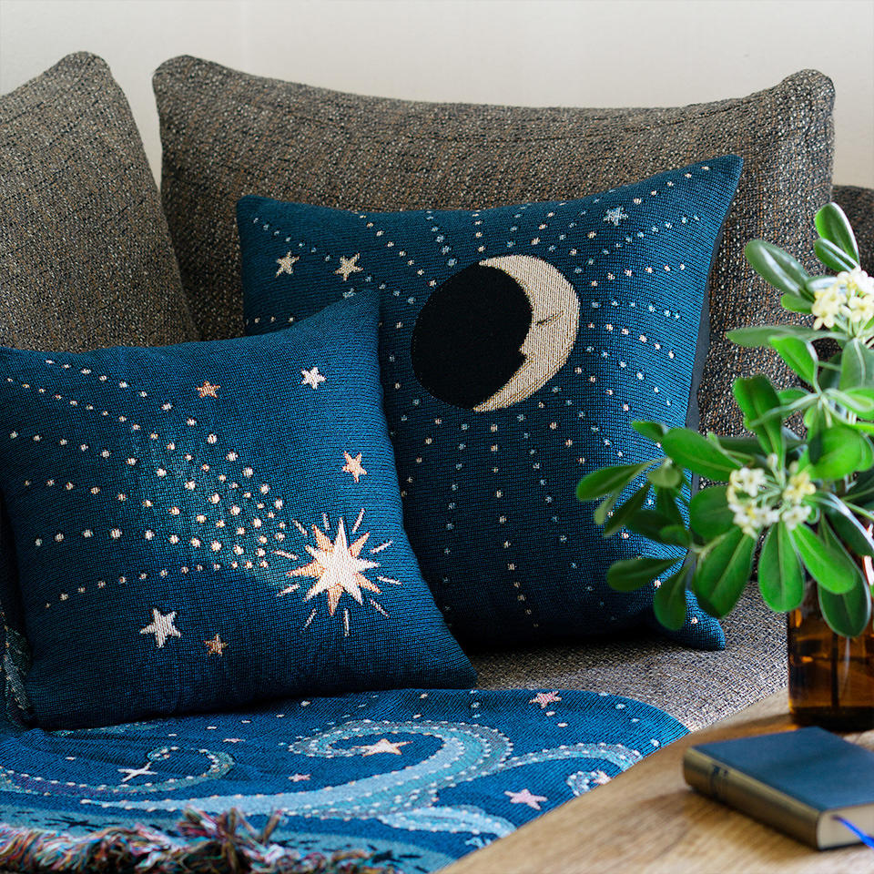 lechalebleu-home-pillows-and-blankets-fw25