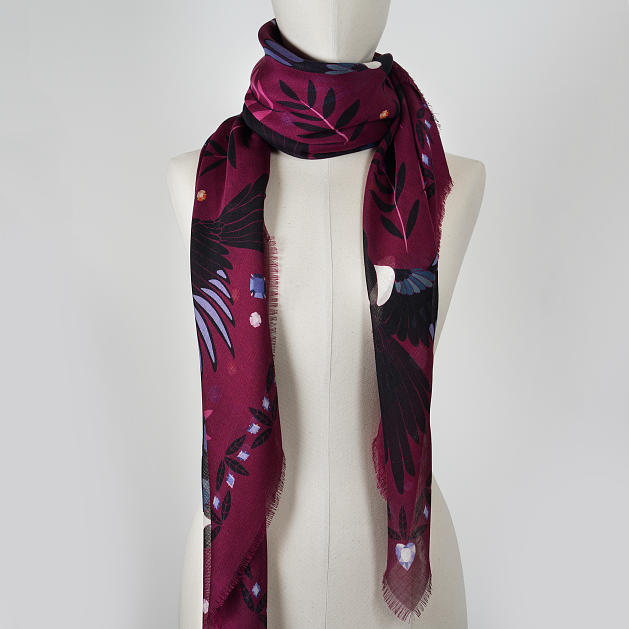 lechalebleu-cashmere-and-wool-shawl-treasure-hunters-burgundy-3