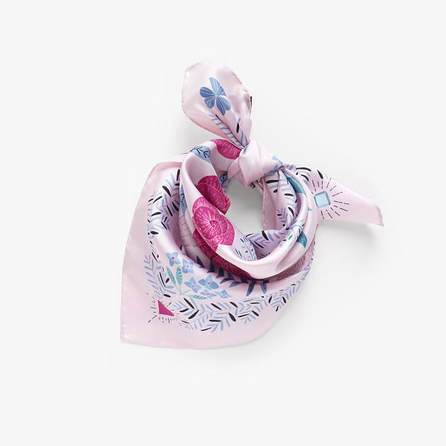 lechalebleu-silk-twill-bandana-panthere-pink-folded