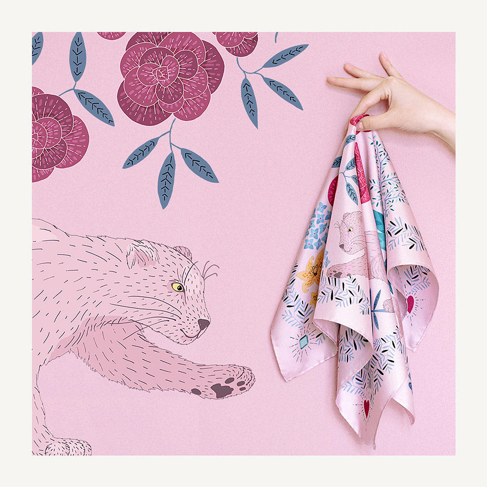 lechalebleu-silk-twill-bandana-scarves-pink-panther-hunting