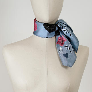 LE-CHALE-BLEU-silk-twill-bandana-panther-gray-9