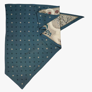 LE_CHALE_BLEU-wool-and-silk-triangle-shawl-panther-beige-2