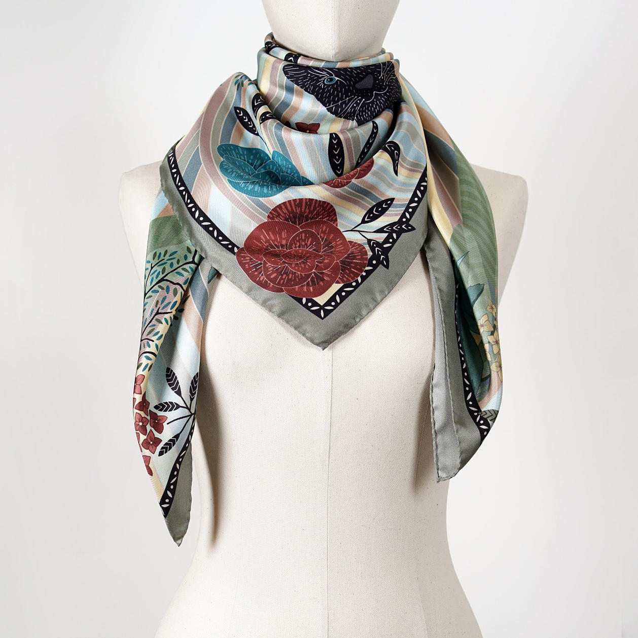 Tissus & Foulards Carré de soie en foulards 2 m au Sénégal