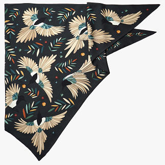 LE_CHALE_BLEU-wool-and-silk-triangle-shawl-magpies-anthracite-1