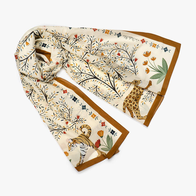 LE-CHALE-BLEU-cotton-and-silk-stole-the-tigers-bride-speculoos-1
