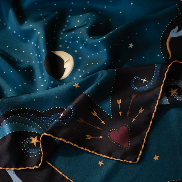 le-chale-bleu-silk-twill-scarf-beautiful-as-the-moon-peacock-new-6