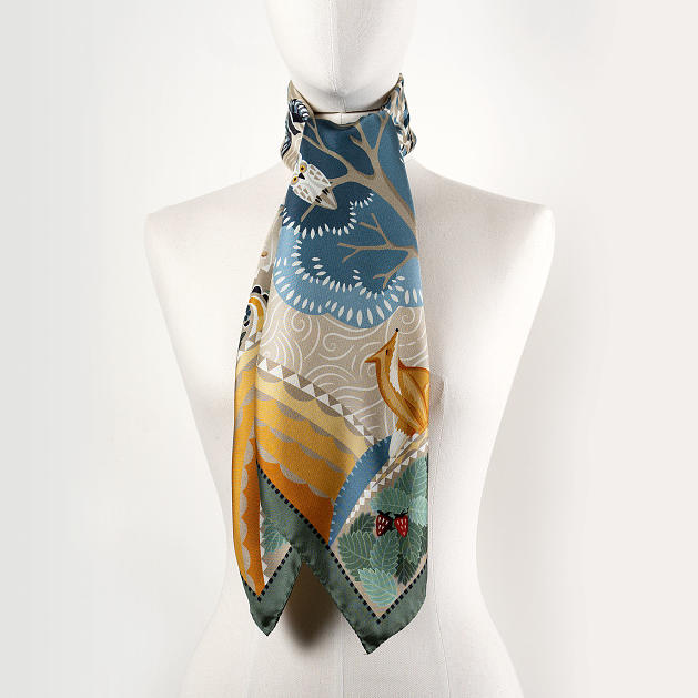 le-chale-bleu-silk-twill-scarf-boreal-forest-beige-4