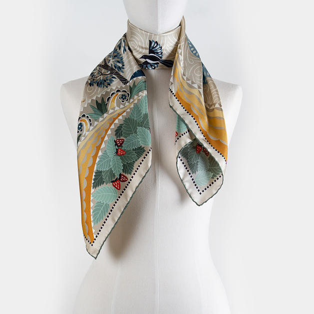 le-chale-bleu-silk-twill-scarf-boreal-forest-beige-new-4