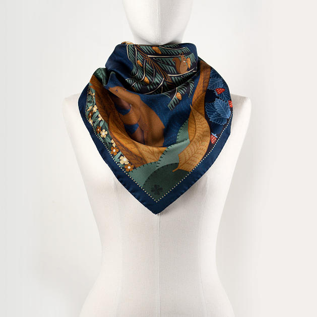le-chale-bleu-silk-twill-scarf-boreal-forest-midnight-5