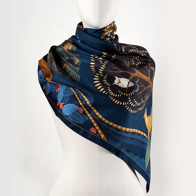 le-chale-bleu-silk-twill-scarf-boreal-forest-midnight-6