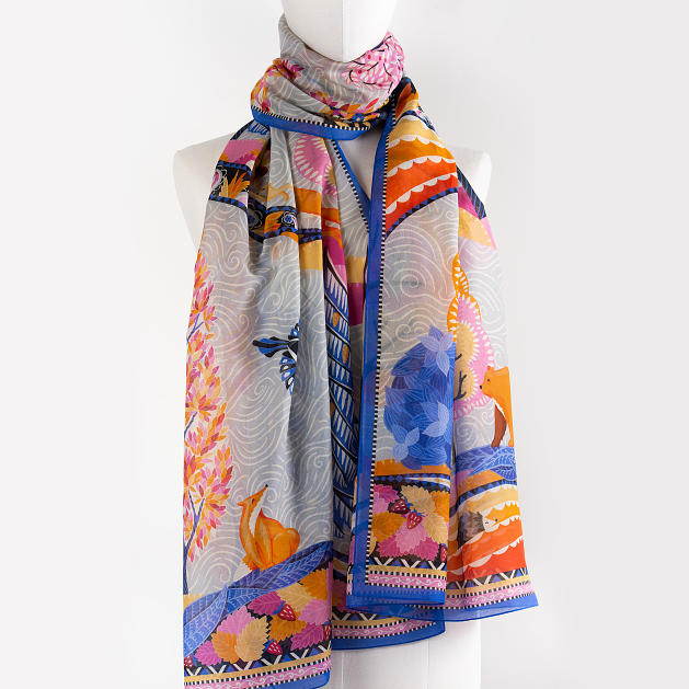 LE-CHALE-BLEU-silk-and-cotton-stole-the-voyage-into-the-boreal-forest-gray-4