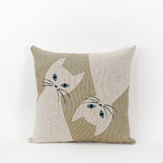 LeChaleBleuMaison-PillowCover-WhiteCats-Beige-40x40-2