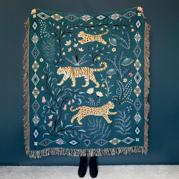 lechalebleu-blanket-cotton-127x152-tigers-peacock-1