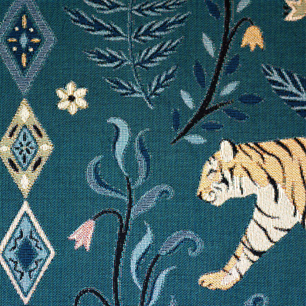 lechalebleu-blanket-cotton-127x152-tigers-peacock-6