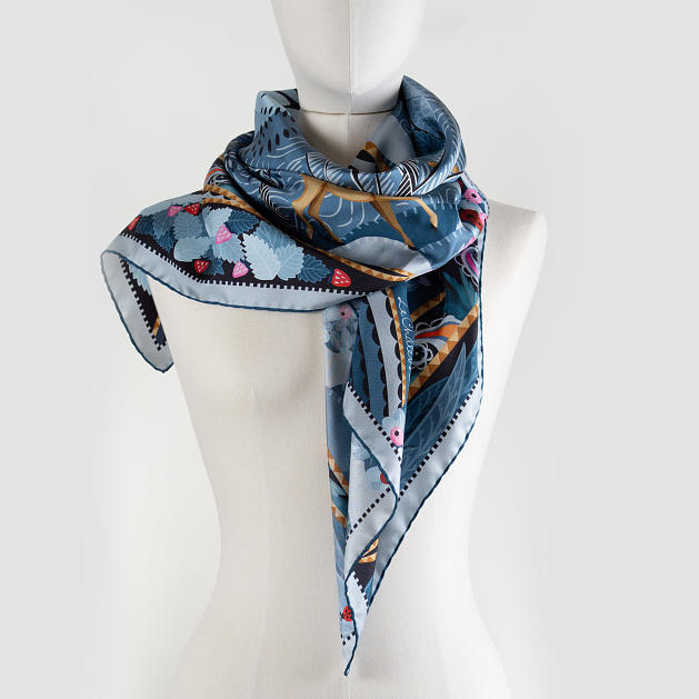 le-chale-bleu-silk-twill-scarf-the-boreal-forest-bluish-gray-4