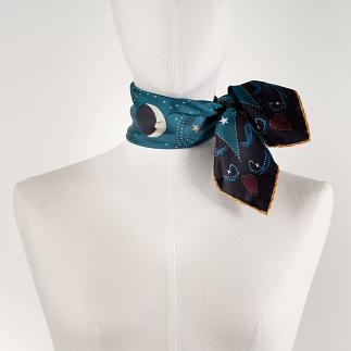 LE-CHALE-BLEU-silk-twill-bandana-beautiful-as-the-moon-peacock-2025-4