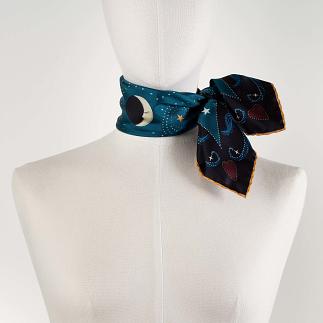 LE-CHALE-BLEU-silk-twill-bandana-beautiful-as-the-moon-peacock-4