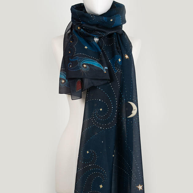 LE-CHALE-BLEU-silk-and-cotton-stole-beautiful-as-the-moon-4