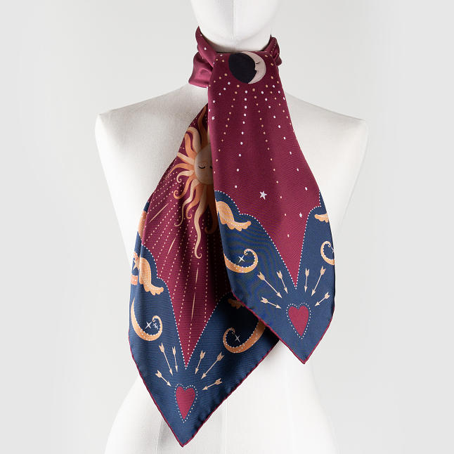 Foulard carré de soie Nautiles bonbons main image 1