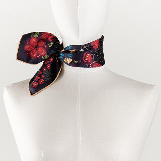 LE-CHALE-BLEU-silk-twill-bandana-the-moon-butterfly-black-2