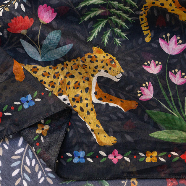 LE-CHALE-BLEU-silk-and-cotton-scarf-the-tigers-bride-black-7