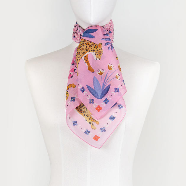 LE-CHALE-BLEU-silk-and-cotton-scarf-the-tigers-bride-pink-3
