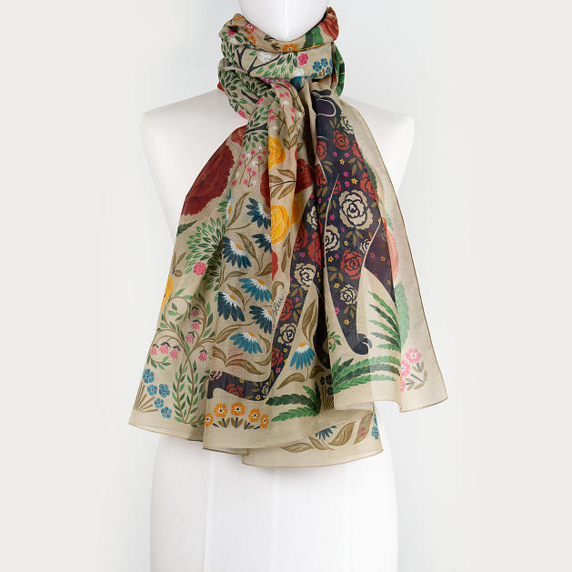 LE-CHALE-BLEU-silk-and-cotton-stole-the-panther-and-the-artist-beige-4