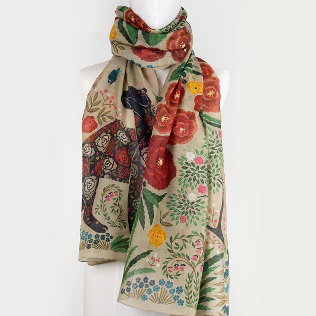 LE-CHALE-BLEU-silk-and-cotton-stole-the-panther-and-the-artist-beige-5