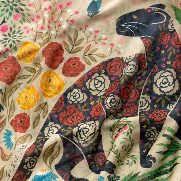 LE-CHALE-BLEU-silk-and-cotton-stole-the-panther-and-the-artist-beige-6