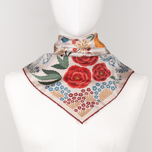 LE-CHALE-BLEU-silk-twill-bandana-the-panther-and-the-artist-latte-4