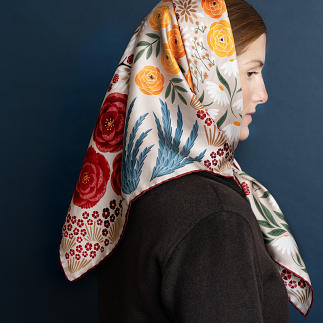 le-chale-bleu-silk-twill-scarf-the-panther-and-the-artist-latte-0