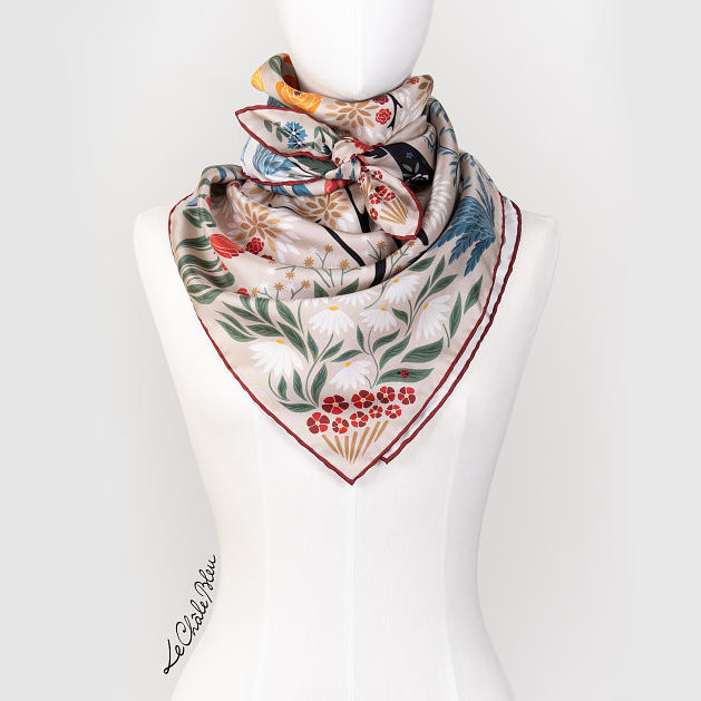 le-chale-bleu-silk-twill-scarf-the-panther-and-the-artist-latte-3