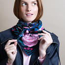 le-chale-bleu-silk-twill-scarf-the-panther-and-the-artist-double-black-0