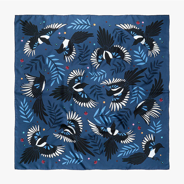 le-chale-bleu-silk-twill-scarf-the-treasure-hunters-twilight-1