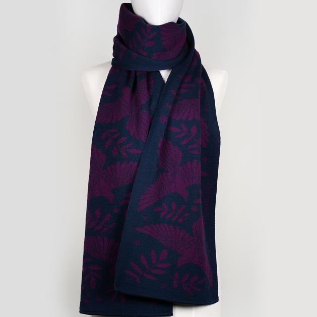 le-chale-bleu-merino-wool-scarf-the-treasure-hunters-midnight-3