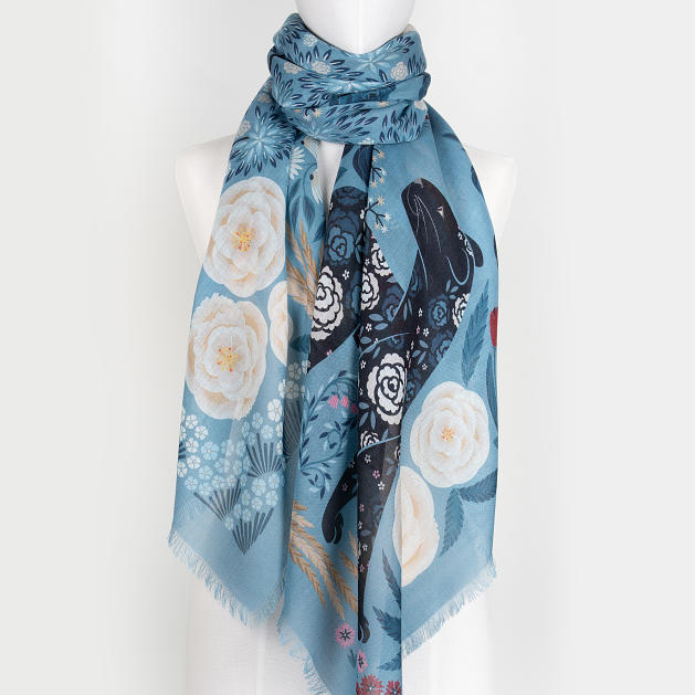 le-chale-bleu-wool-cashmere-silk-shawl-the-panther-and-the-artist-blue-gray-3