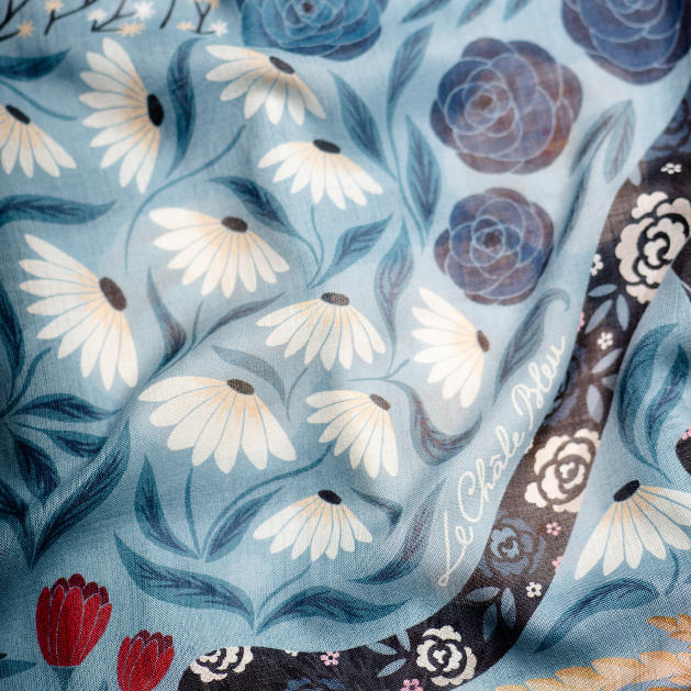 le-chale-bleu-wool-cashmere-silk-shawl-the-panther-and-the-artist-blue-gray-9