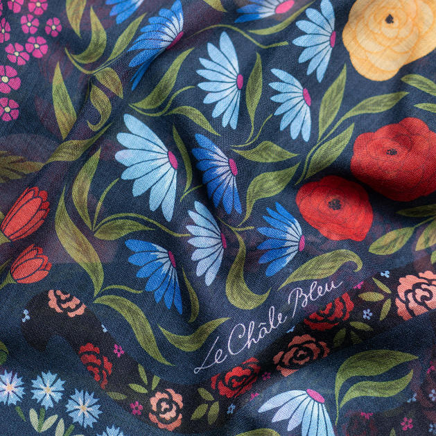 le-chale-bleu-wool-cashmere-silk-shawl-the-panther-and-the-artist-midnight-7