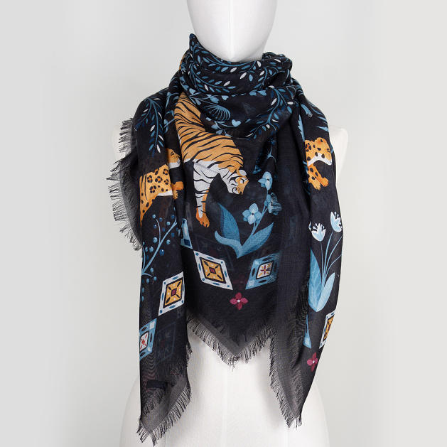le-chale-bleu-wool-cashmere-silk-shawl-the-tigers-bride-black-5