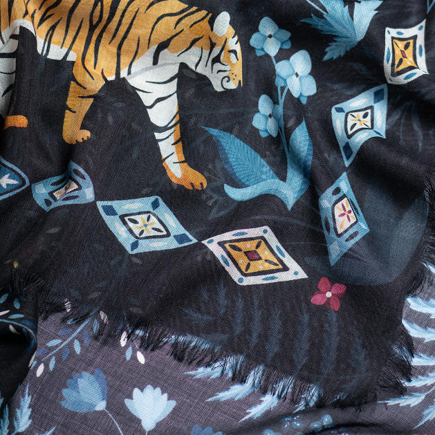 le-chale-bleu-wool-cashmere-silk-shawl-the-tigers-bride-black-6