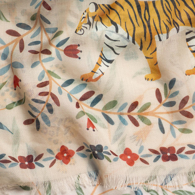 le-chale-bleu-wool-cashmere-silk-stole-the-tigers-bride-cream-7