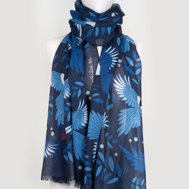 le-chale-bleu-wool-cashmere-silk-stole-the-treasure-hunters-blue-2