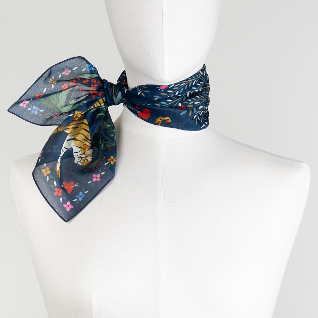 LE-CHALE-BLEU-silk-and-cotton-scarf-the-tigers-bride-midnight-3