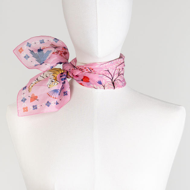 LE-CHALE-BLEU-silk-and-cotton-scarf-the-tigers-bride-pink-new-3