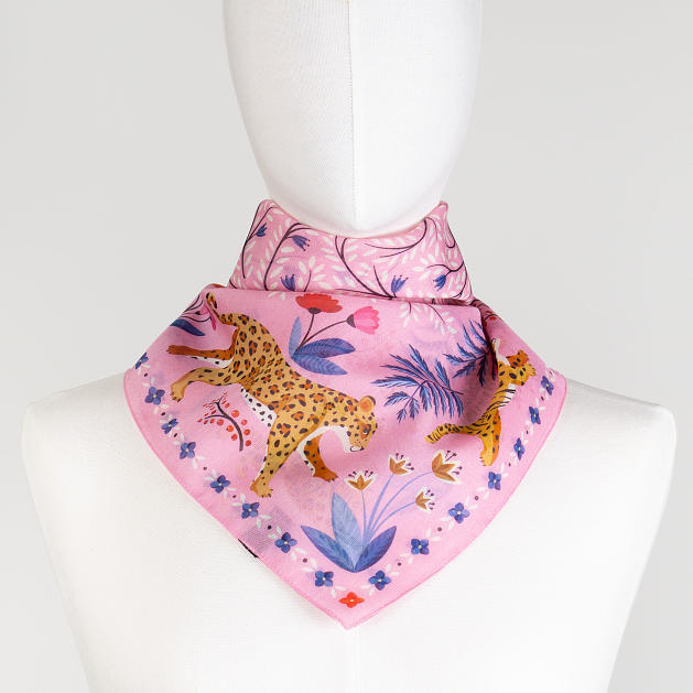 LE-CHALE-BLEU-silk-and-cotton-scarf-the-tigers-bride-pink-new-5