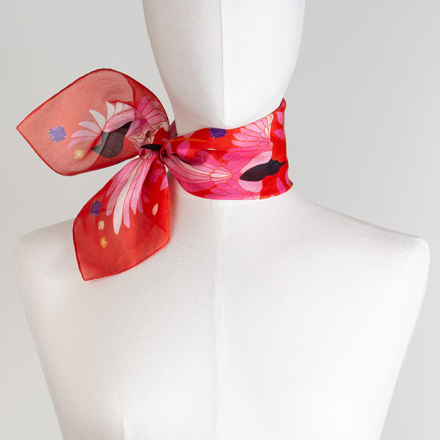 LE-CHALE-BLEU-silk-and-cotton-scarf-the-treasure-hunters-red-3