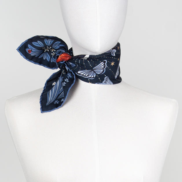 LE-CHALE-BLEU-silk-twill-bandana-the-moon-butterfly-denim-3