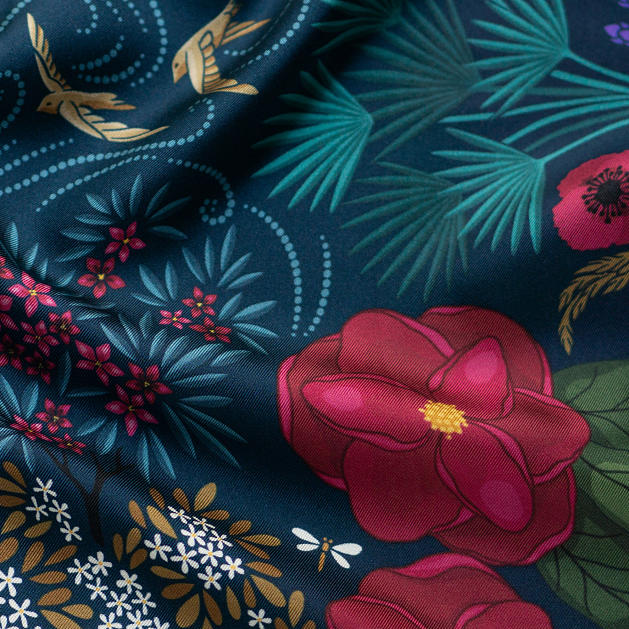 le-chale-bleu-silk-twill-bandana-free-as-the-swift-midnight-8