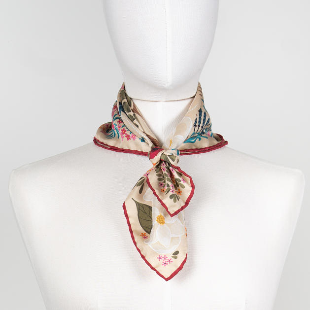 le-chale-bleu-silk-twill-bandana-free-as-the-swift-vanilla-4